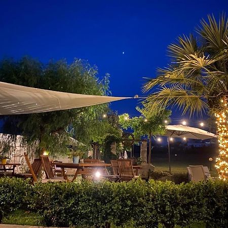 Masseria Capece Bed & Breakfast Uggiano La Chiesa Buitenkant foto